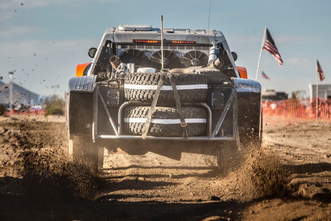 2023-california300-earaiza-unlimited-010