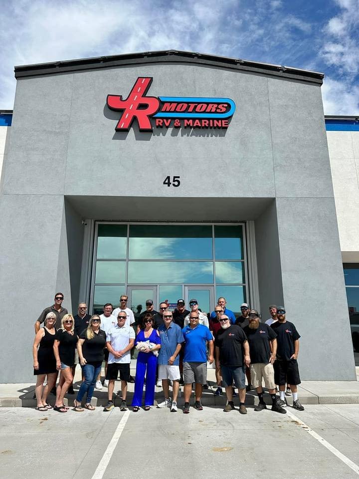 JR Motors RV & Marine - Photo