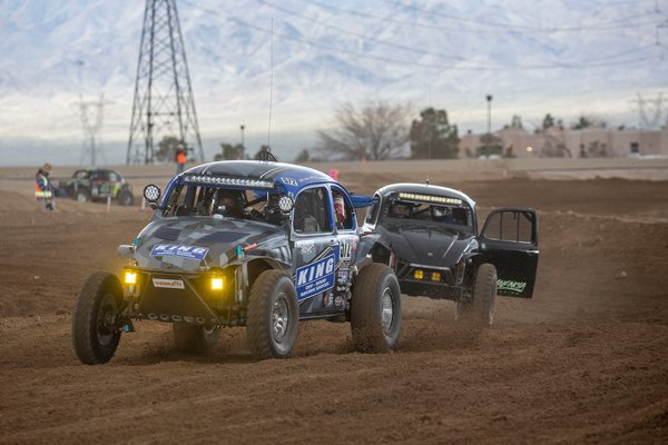 5-1600-off-road-vehicle-3