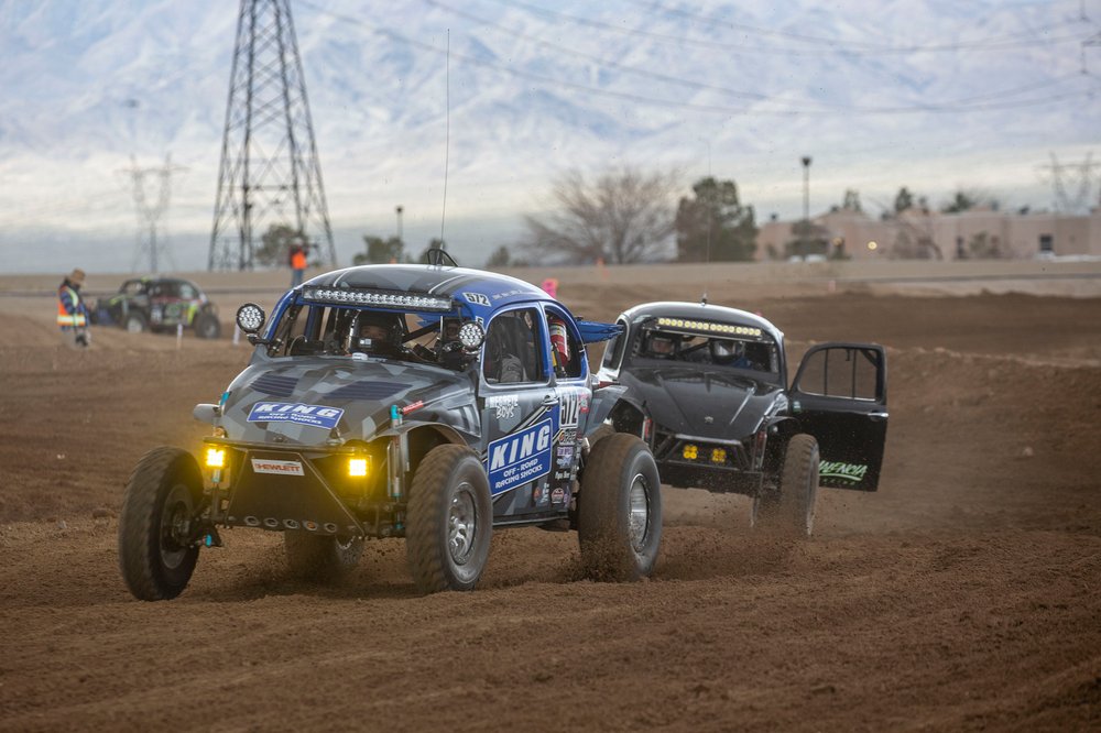 5-1600-off-road-vehicle-3