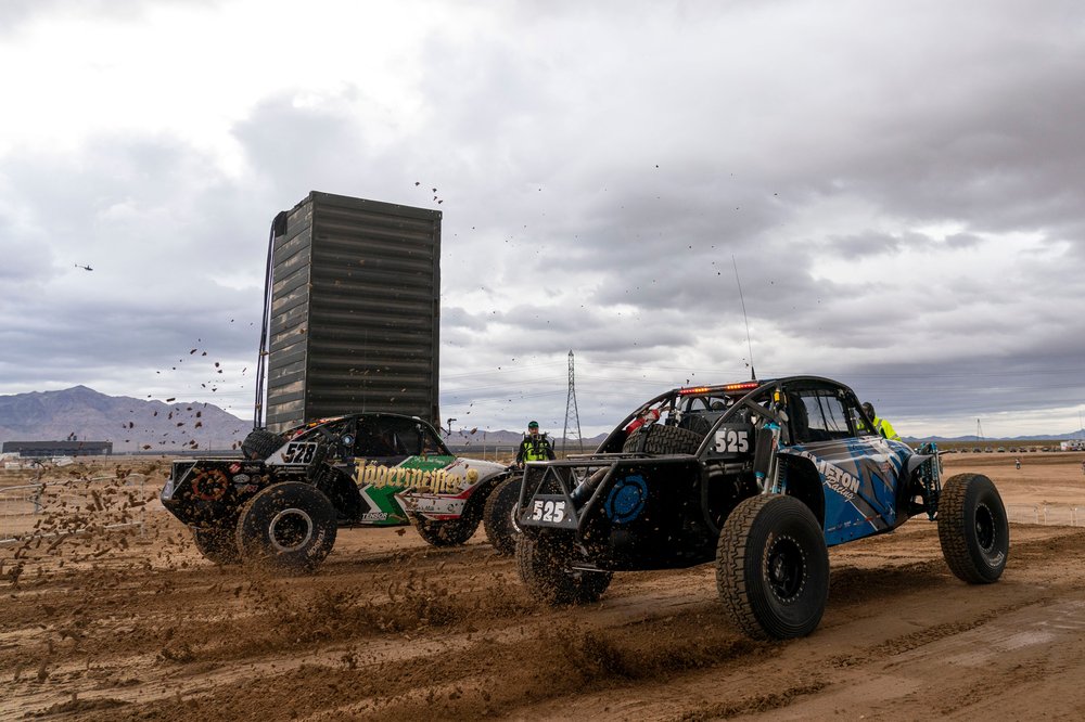 5-unlimited-off-road-car