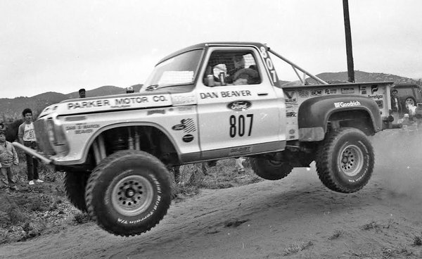 Parker 400 - Dan Beaver Grand Marshal (2)