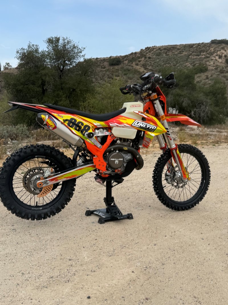 Craig McMillian (Open Amateur Motorcycle Vehicle Photo)