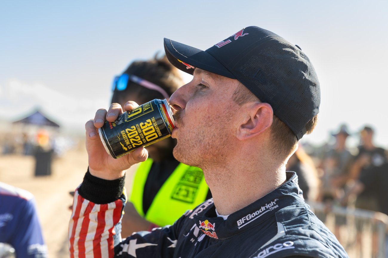 ca-300-2022-Limited_Race-cm-23