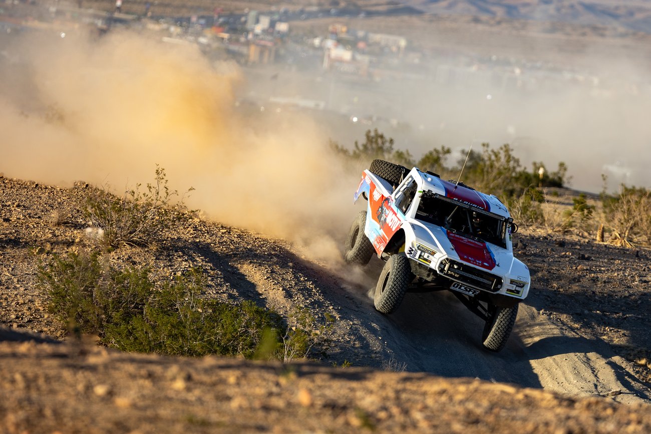 2024 Parker 400 - We Are Coming (6)